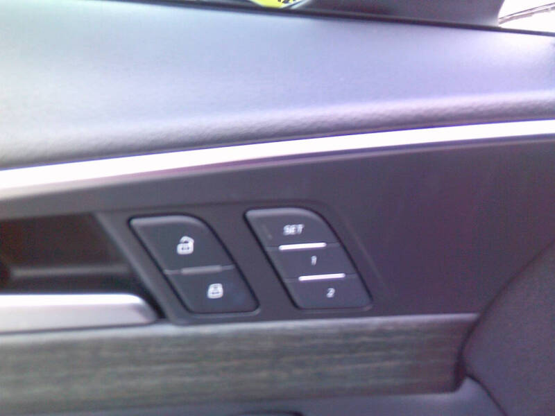 2018 Audi A4 2.0T quattro Premium Plus