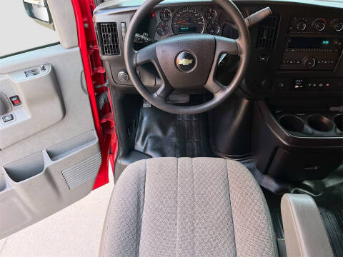 2024 Chevrolet Express 2500