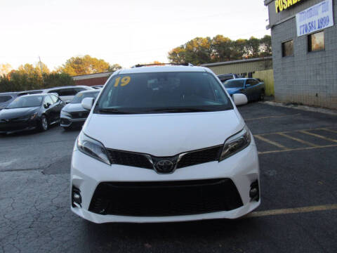 2019 Toyota Sienna SE Premium 8-Passenger