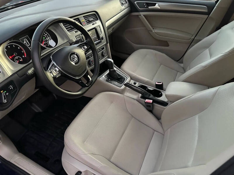 2015 Volkswagen Golf