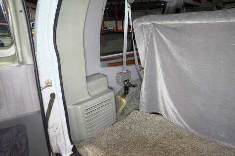 1999 Ford E-Series E-150