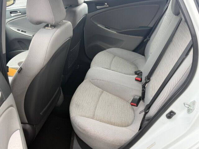 2016 Hyundai Accent SE