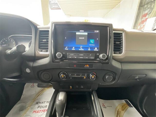 2022 Nissan Frontier SV