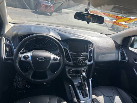 2014 Ford Focus Titanium