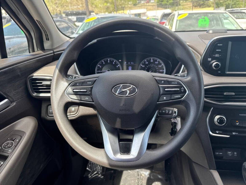 2019 Hyundai Santa Fe SE 2.4L