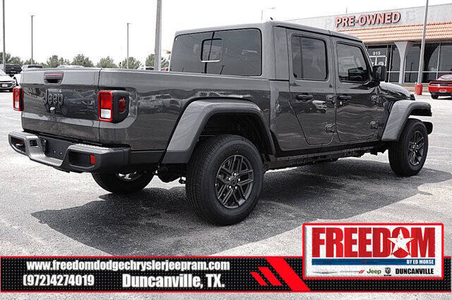 2025 Jeep Gladiator Sport S