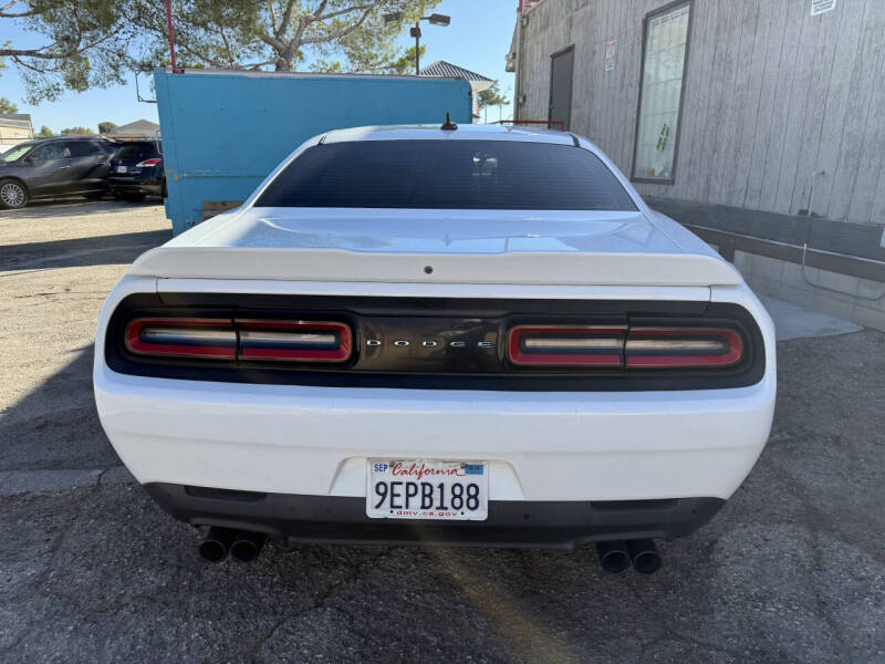 2016 Dodge Challenger R/T Plus