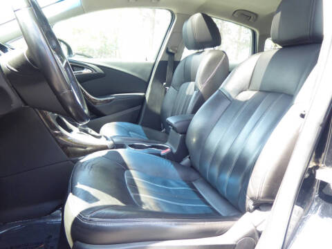 2012 Buick Verano Leather Group