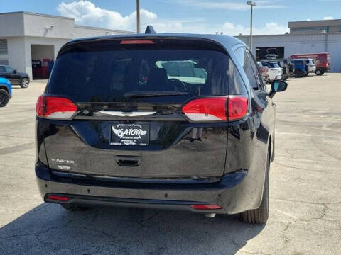 2026 Chrysler Voyager LX