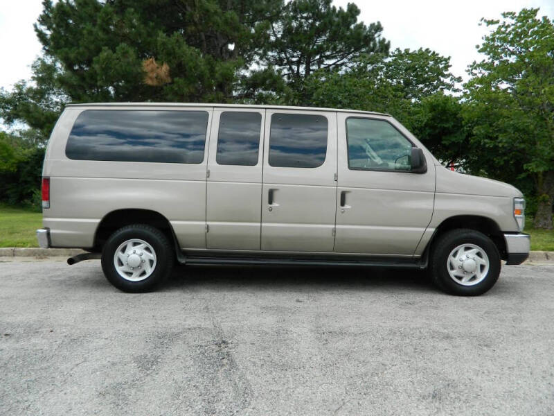 2008 Ford E-Series E-350 SD XLT