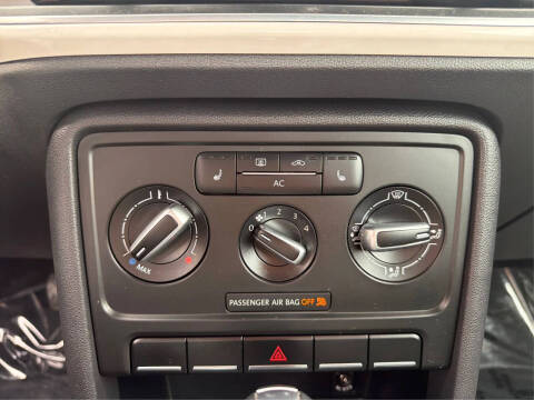 2012 Volkswagen Beetle