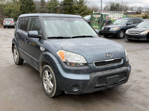 2011 Kia Soul +