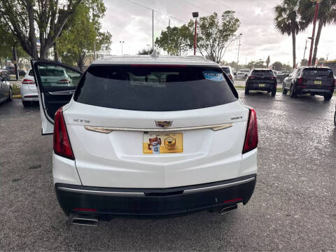 2022 Cadillac XT5 Luxury