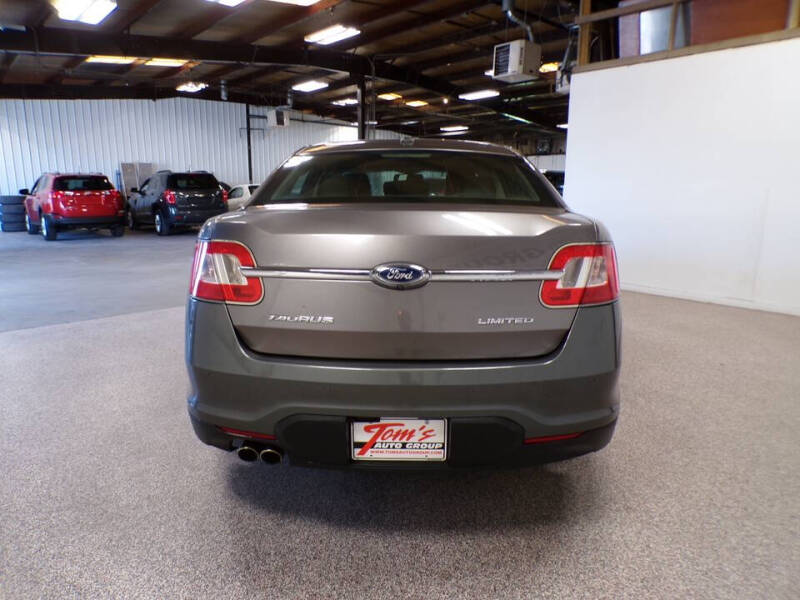 2011 Ford Taurus Limited