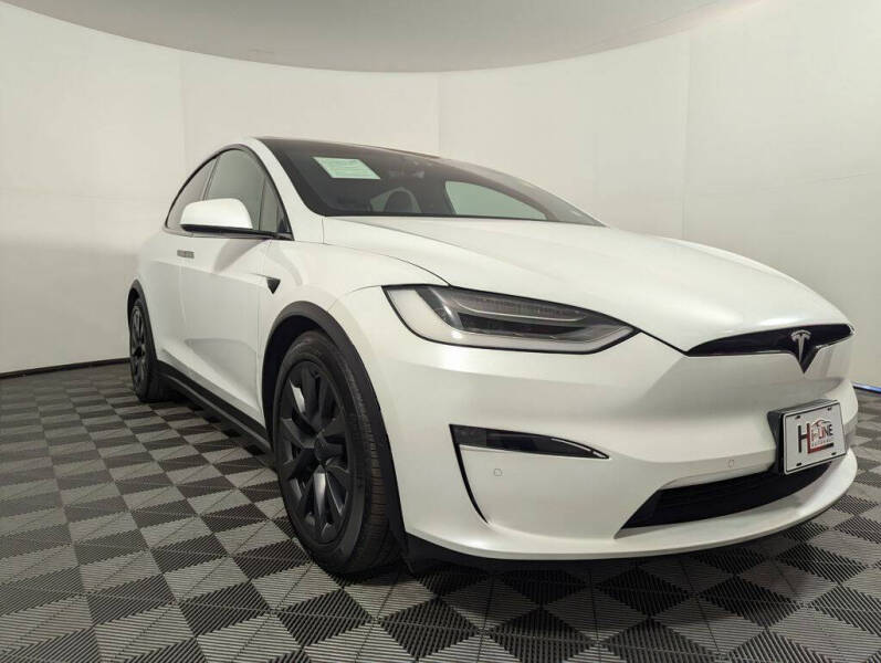 2023 Tesla Model X Standard Range
