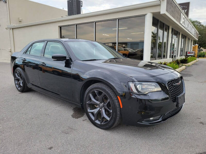 2021 Chrysler 300 S's photo