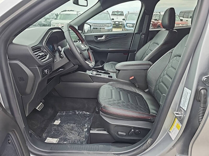 2024 Ford Escape ST-Line Elite