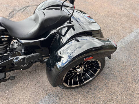 2024 Harley Davidson Road Glide 3