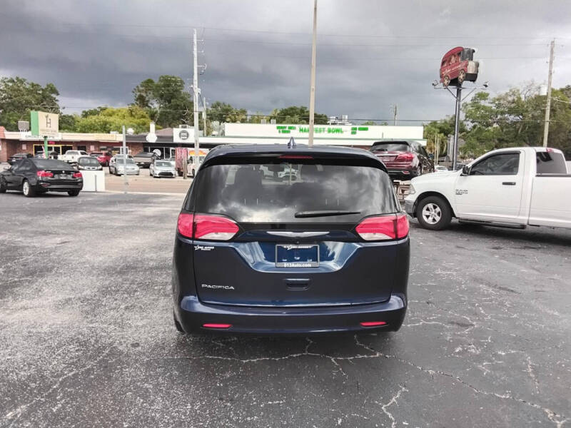 2017 Chrysler Pacifica Touring