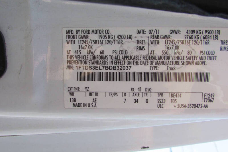 2011 Ford E-Series E-350 SD