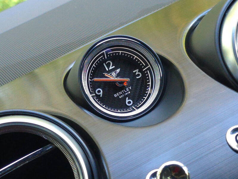 2020 Bentley Bentayga Hybrid