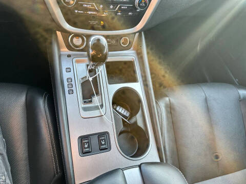 2023 Nissan Murano SL