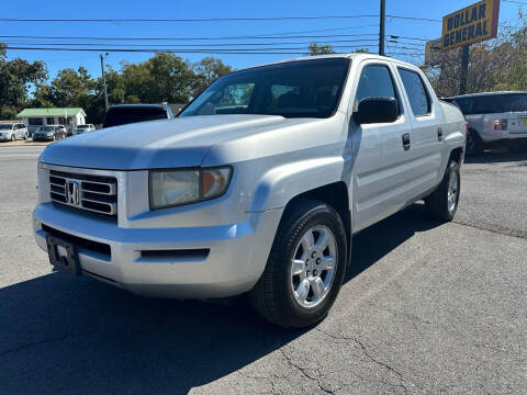 2006 Honda Ridgeline for sale at Diana Rico LLC in Dalton GA