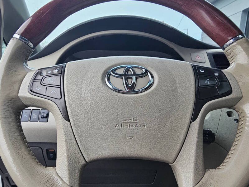 2014 Toyota Sienna Limited 7-Passenger