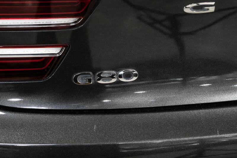 2023 Genesis G80