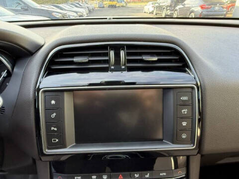 2018 Jaguar F-PACE 25t Prestige