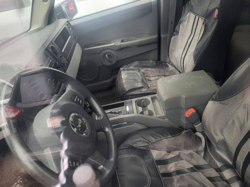 2007 Jeep Commander Sport