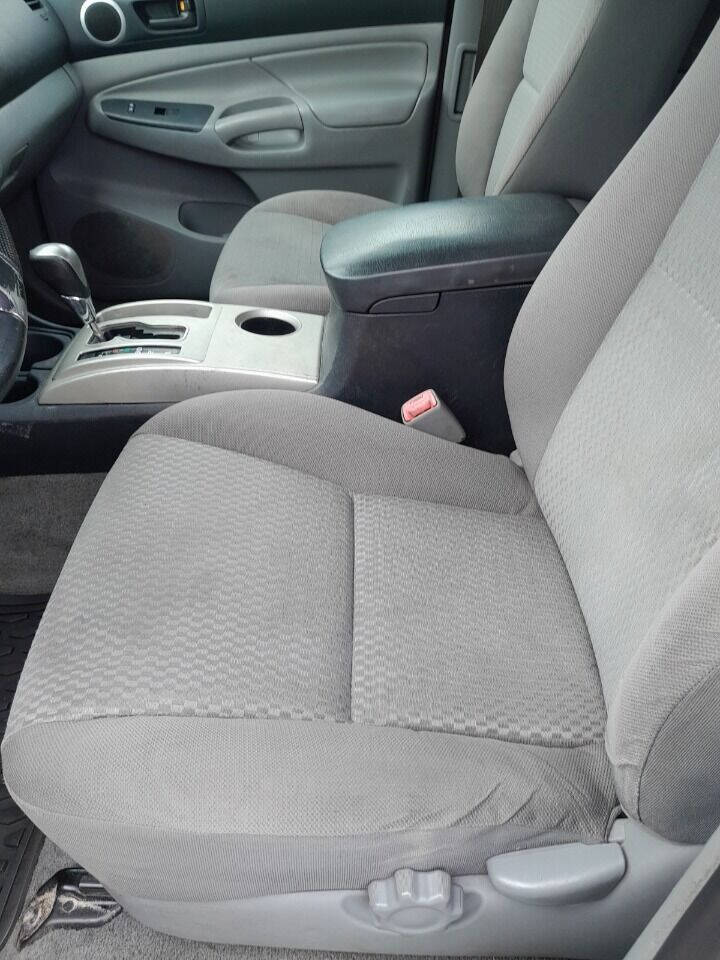 2013 TOYOTA Tacoma Pickup - $9,950