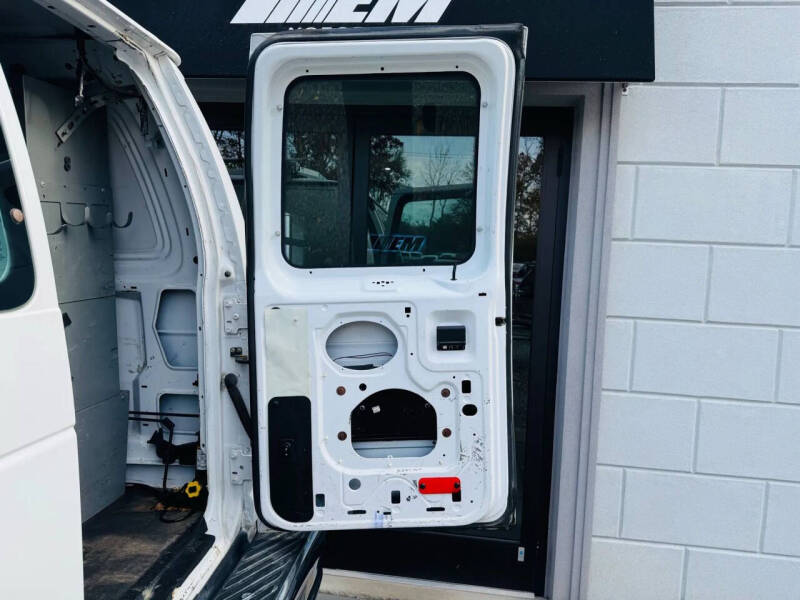 2013 Ford E-Series E-250