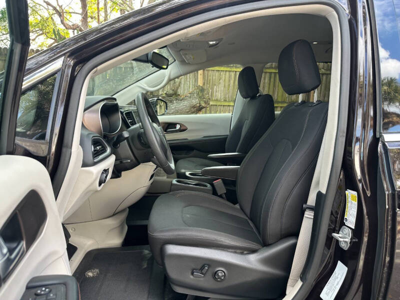 2018 Chrysler Pacifica Touring Plus