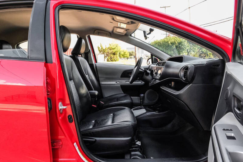 2012 Toyota Prius c One