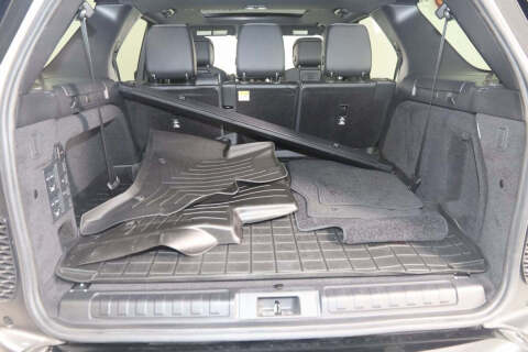 2023 Land Rover Discovery P360 S R-Dynamic