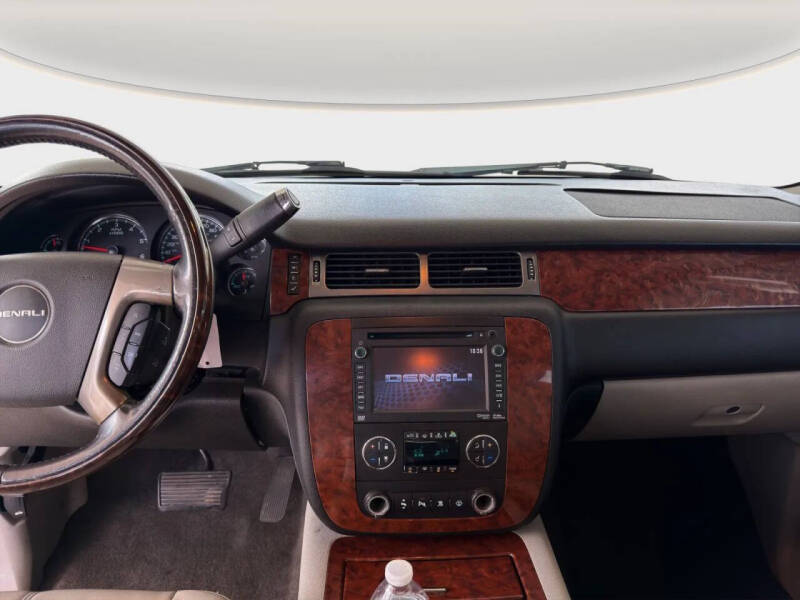 2013 GMC Yukon Denali