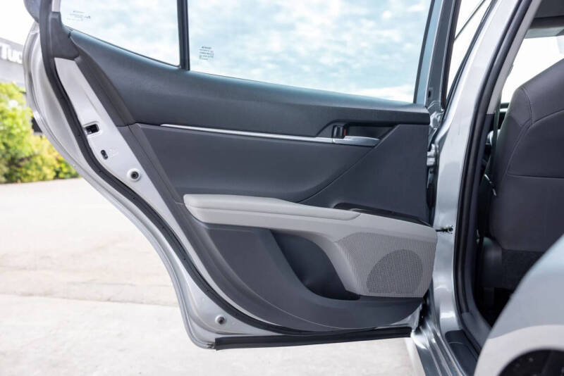 2021 Toyota Camry LE