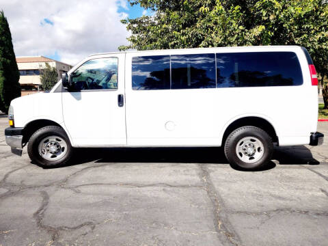 2018 Chevrolet Express LT 2500