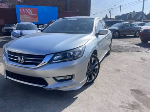 2014 Honda Accord for sale at The Bengal Auto Sales LLC in Hamtramck MI
