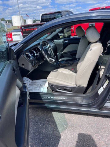 2012 Ford Mustang V6