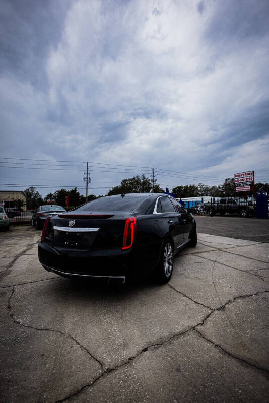2013 Cadillac XTS Luxury Collection
