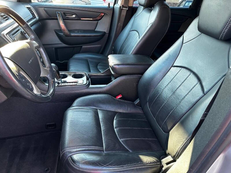 2016 GMC Acadia Denali