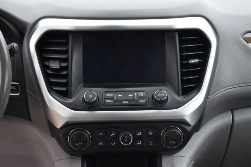2019 GMC Acadia SLE-2