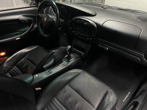 2002 Porsche 911 Carrera 4