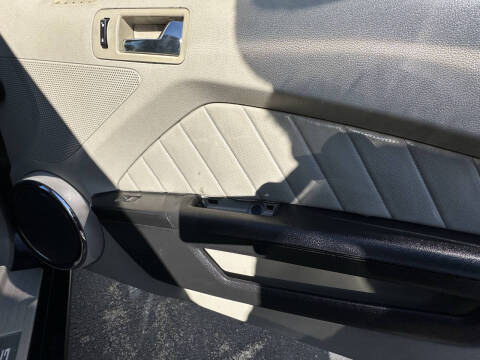 2011 Ford Mustang V6 Premium