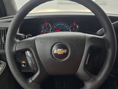 2024 Chevrolet Express 2500