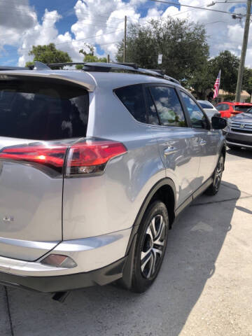 2017 Toyota RAV4 LE