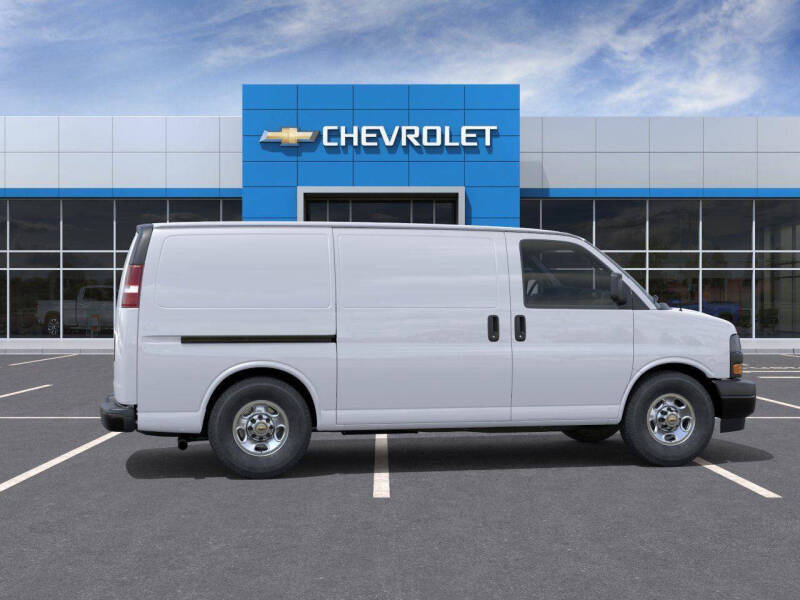 2026 Chevrolet Express 2500