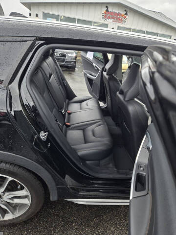 2016 Volvo V60 Cross Country T5